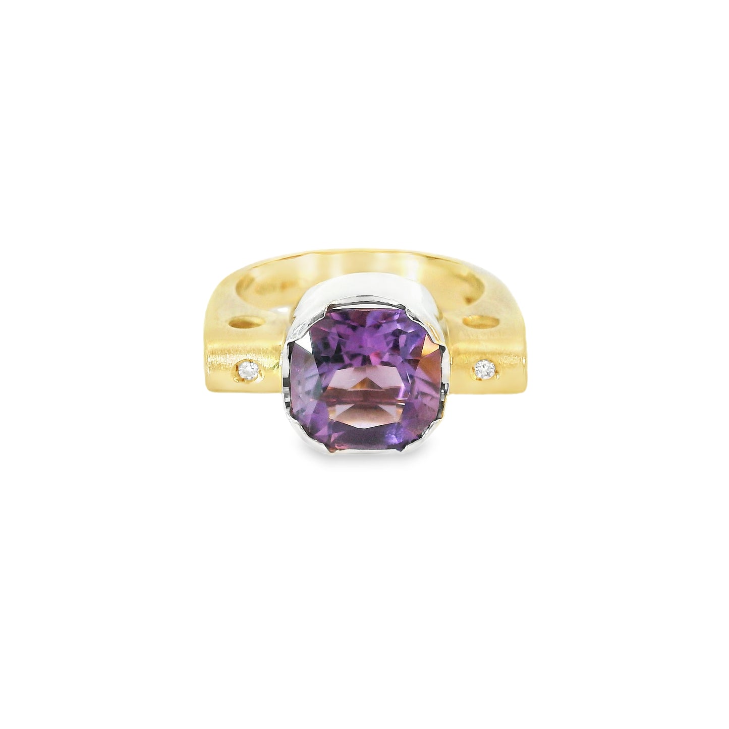 Ring in Gold 585 mit Amethyst und Diamanten