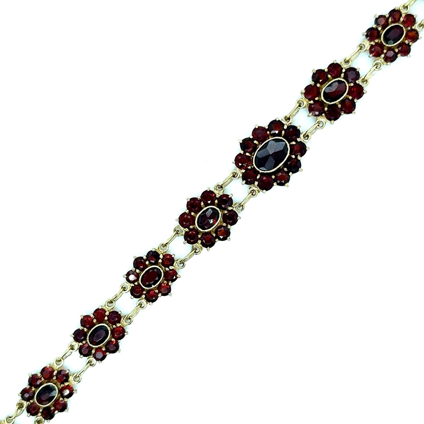 Armband mit 121 Granate mind. 15,7g in Gold 333 - JUWEL1