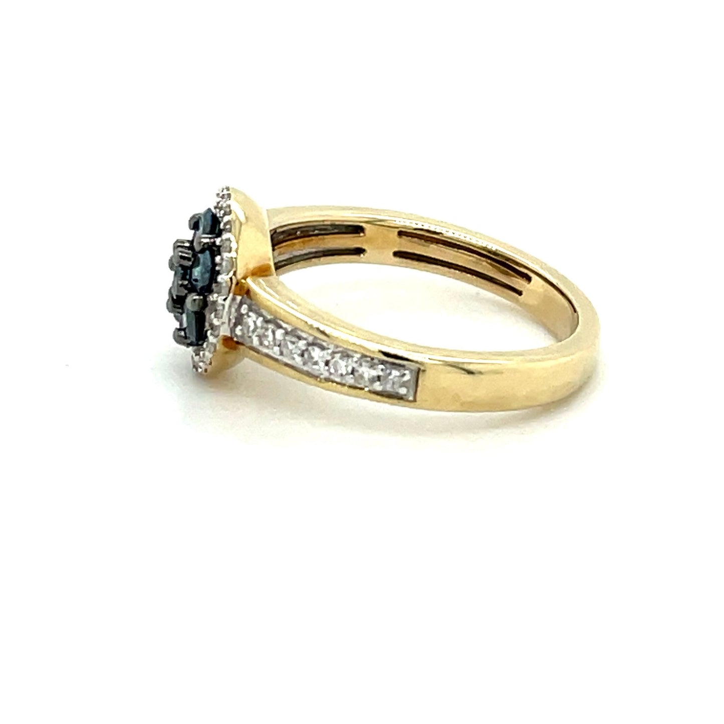 Ring mit 48 Diamanten in Gold 375 - JUWEL1