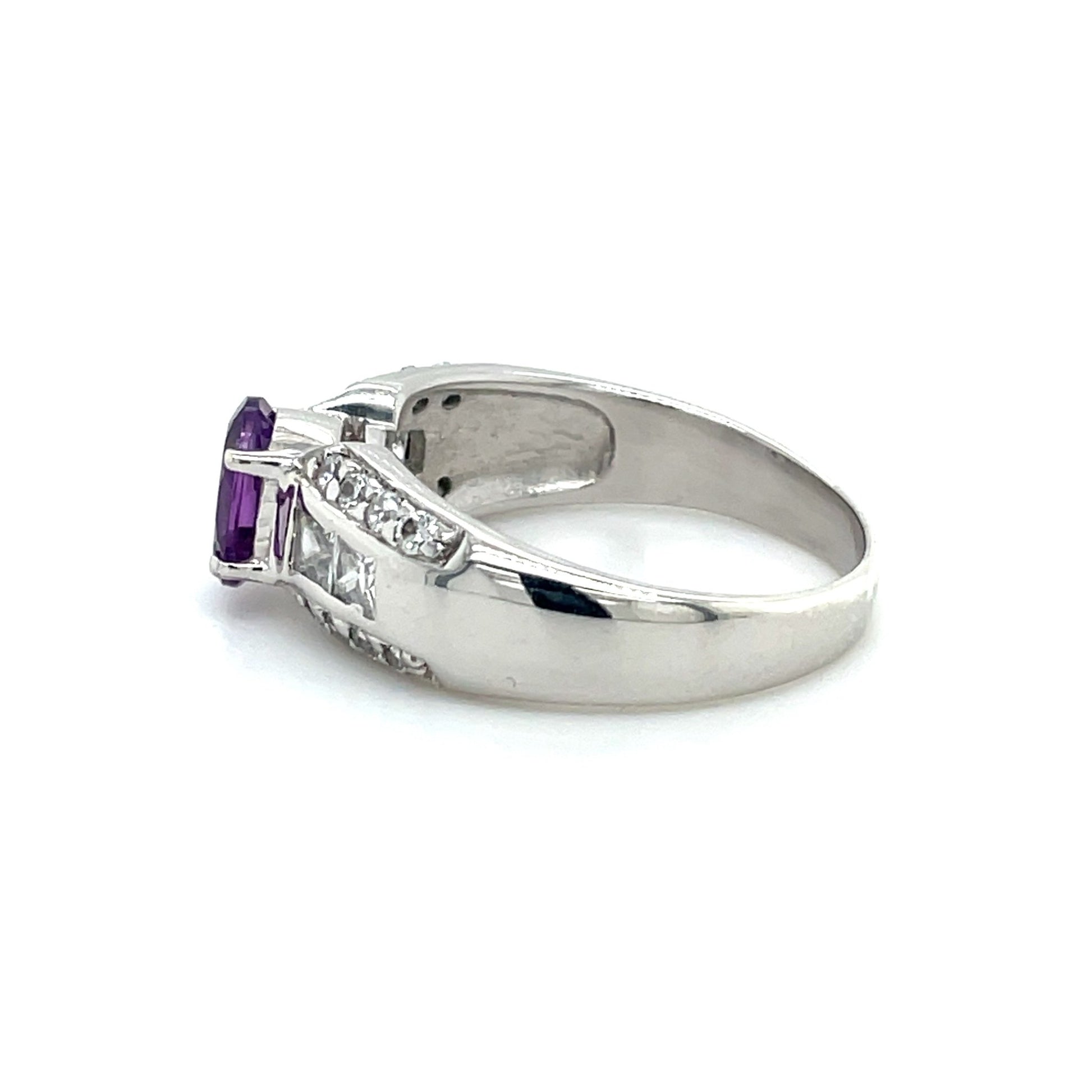 Ring mit Amethyst und Zirkonia in Silber 925 - JUWEL1