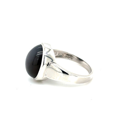 Ring mit Mondstein-Cabochon in Silber 925 - JUWEL1